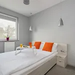 Rodzinny Sunset Z 2 Lazienkami I 2 Sypialniami Lesne Tarasy 200 M Do Plazy Epapartamenty Apartment Dziwnowek