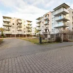 Rodzinny Sunset Z 2 Lazienkami I 2 Sypialniami Lesne Tarasy 200 M Do Plazy Epapartamenty Apartment Dziwnowek